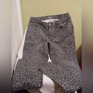 Michael Kors Gray And Black Leopard Print Izzy Skinny Jeans, Size: 8